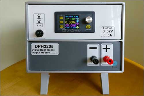 Power Supply with DPH3205